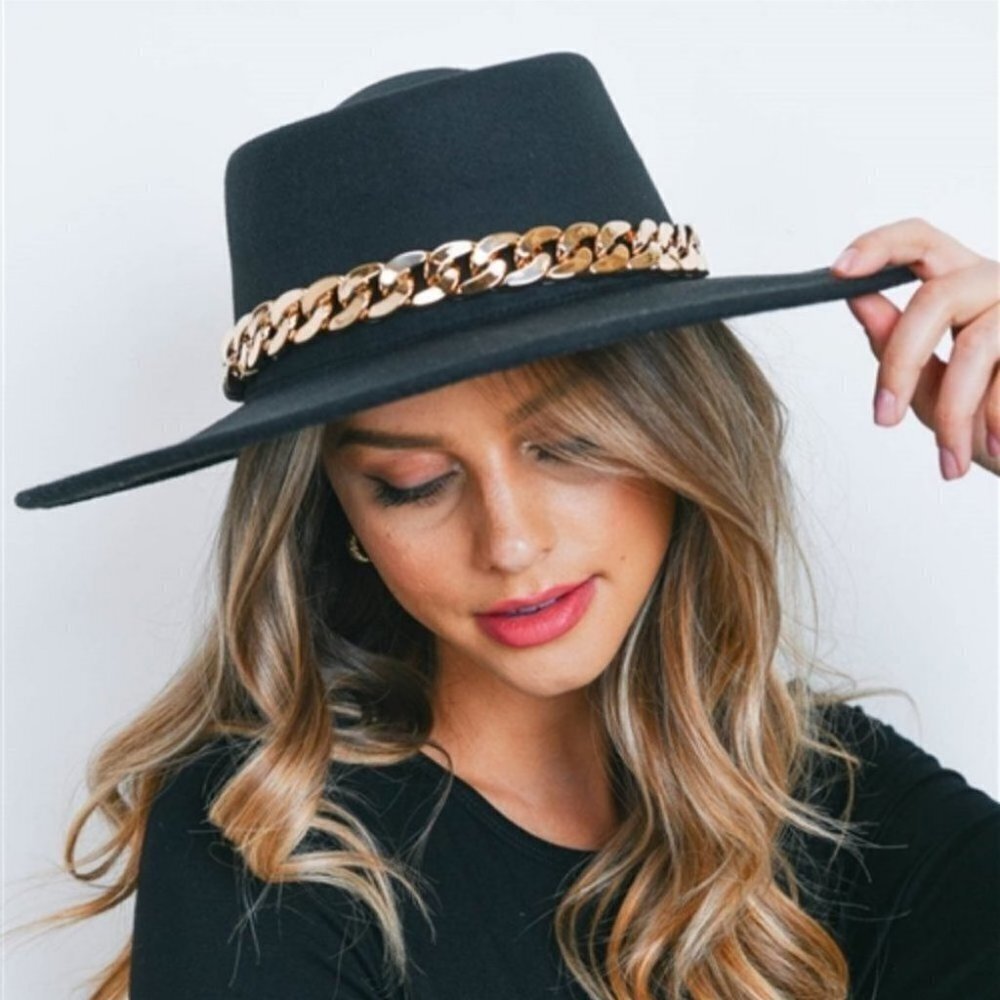 Chain Detailed Fall Winter Hat - black ( more colors available